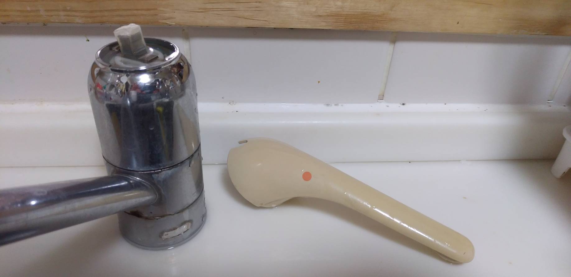 ｢水道壊れ、身体も壊れ…｣